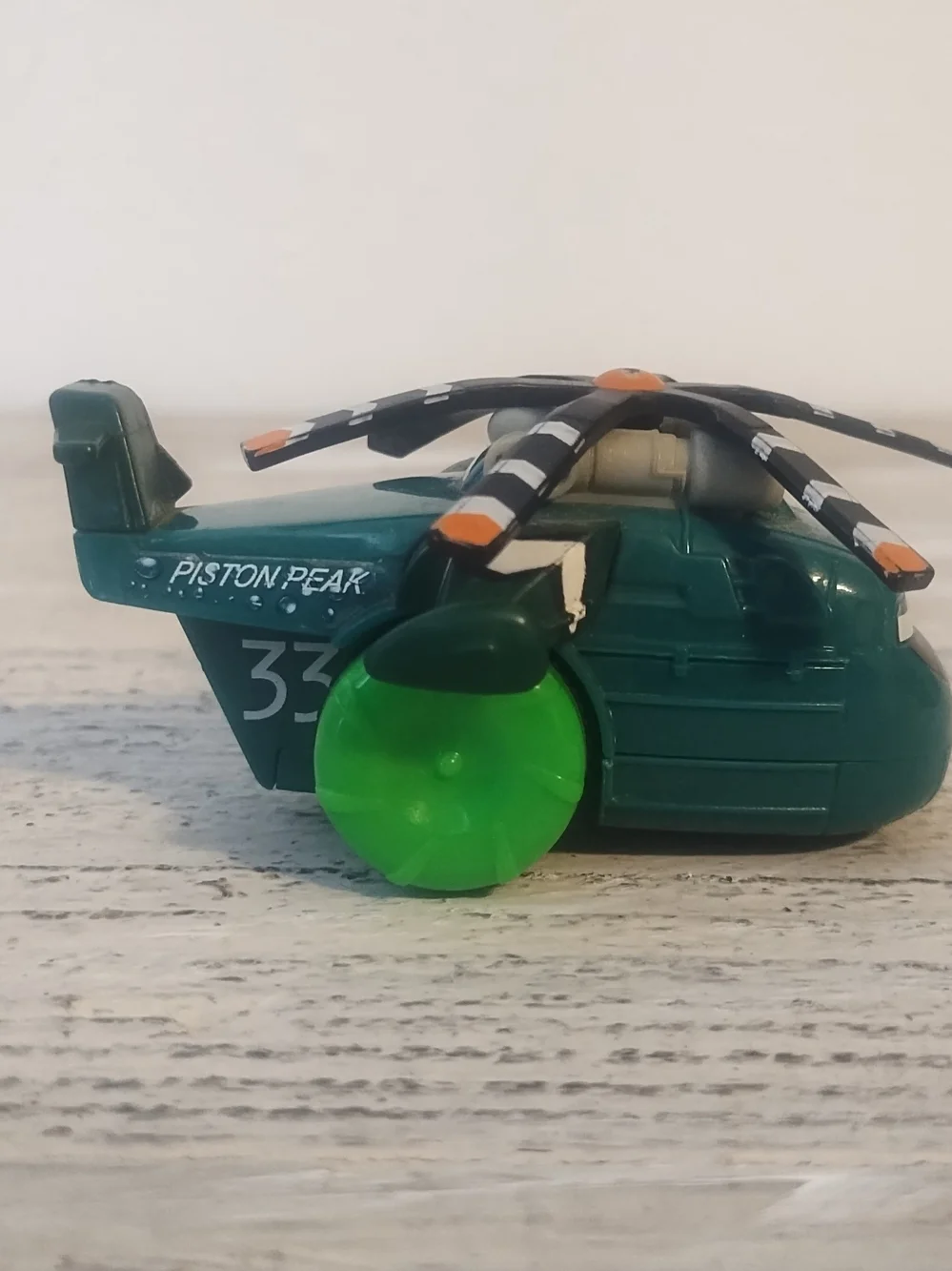 Disney Planes Fire & Rescue piston peak Helicopter Hydro Wheels